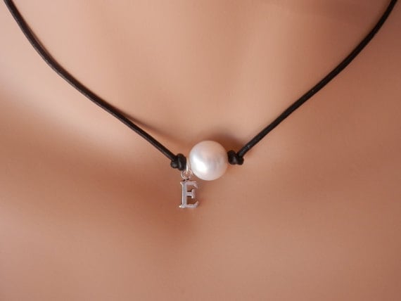 Silber Erste Halskette Kleine Kinder Name Benutzerdefinierte Zierliche Anfangsbuchstaben von PearlDazzle