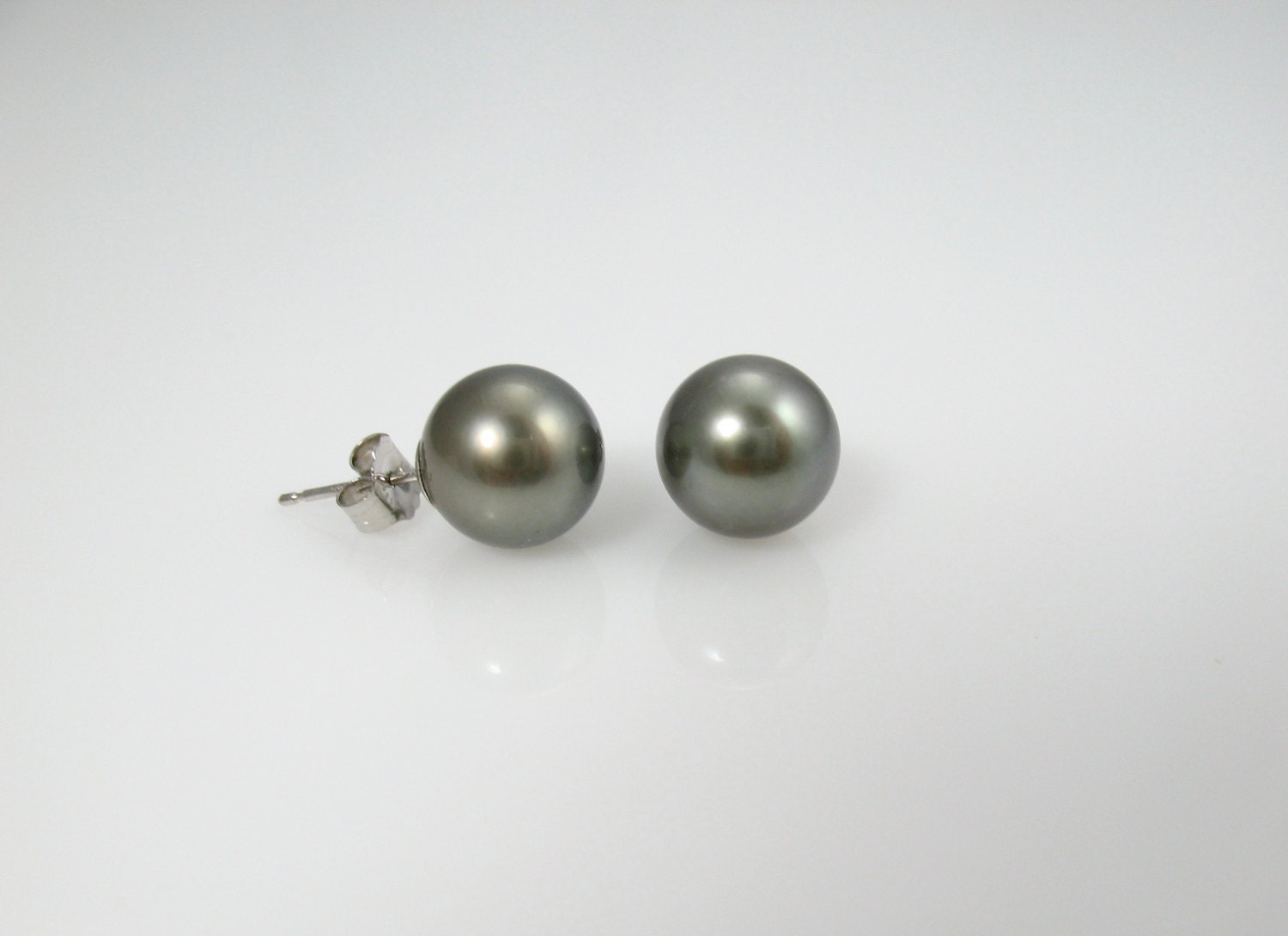 14Kt Gold/925 Sterlingsilber 9-10 Mm Tahitiperle Ohrstecker 14Kt Gold/925 Sterlingsilber 9-10 Mm Tahitiperle Ohrstecker von PearlSensations