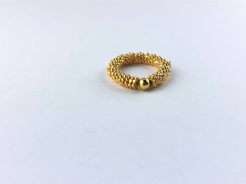 Damen Ring Stapelring Aus 4mm Daisyperlen Vergoldetem Sterlingsilber Und Einer Sterlingsilberkugel Vergoldet von PearldiverJewel