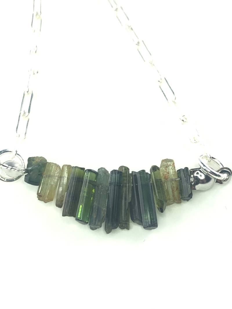 Gliederhalskette Aus Sterlingsilber 925 Mit Anhänger Turmalinstäbchen Unikat von PearldiverJewel