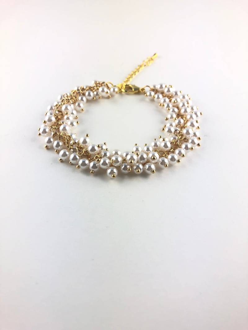 Luxuriöses Armband Mit Echten Süßwasserperlen An Vergoldeter 18K Elementen von PearldiverJewel