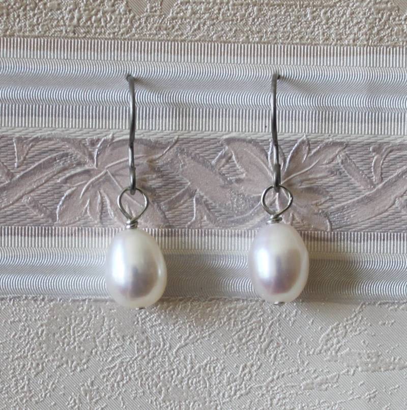 Titan Süßwasser Perle Tropfen Ohrringe, Hypoallergen, Rose Gold Echte Brautjungfer Geschenk von Pearlland88