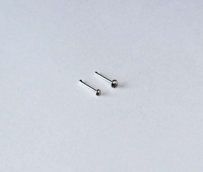 Winzige 1 Mm, 2 Mm Nasenstecker, Sterling Silber Nasenpiercing Ohrstecker, Body Piercing, Nasenschmuck, Knorpel Nasenring, Kleiner Stecker von Pearlland88