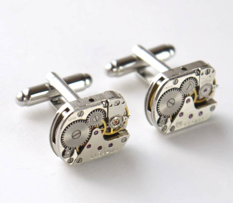 Kleine Längliche Manschettenknöpfe - Steampunk-Stil, Vintage-Mechaniken Auf Silberner Basis von PearlsByTabs