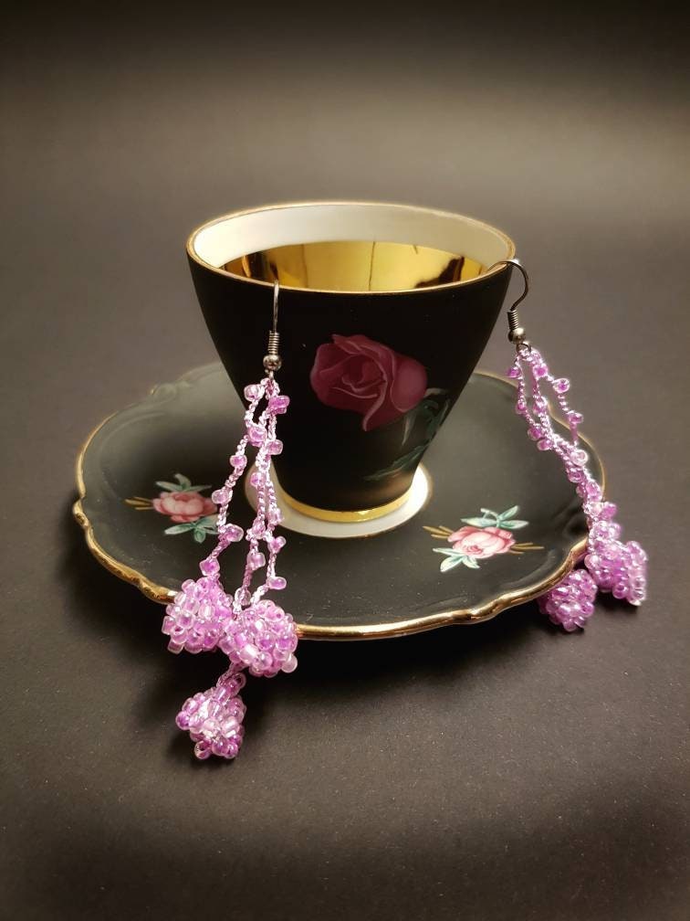 Handgehäkelte Glasperlen Ohrringe von PearlsOfAlibaba