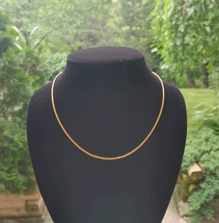 Vintage Gold Ton 18 Zoll Verstellbar Auf 20 Schlangen Glieder 1, 9mm Ca Halskette Minimal Simplistic Unisex Layering Stapelkette von PearlsTreasureFinds