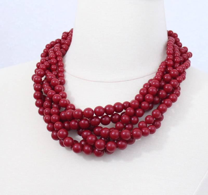 Dunkelrote Geflochtene Perlenkette Chunky Resin Beads von PearlsandBeyond