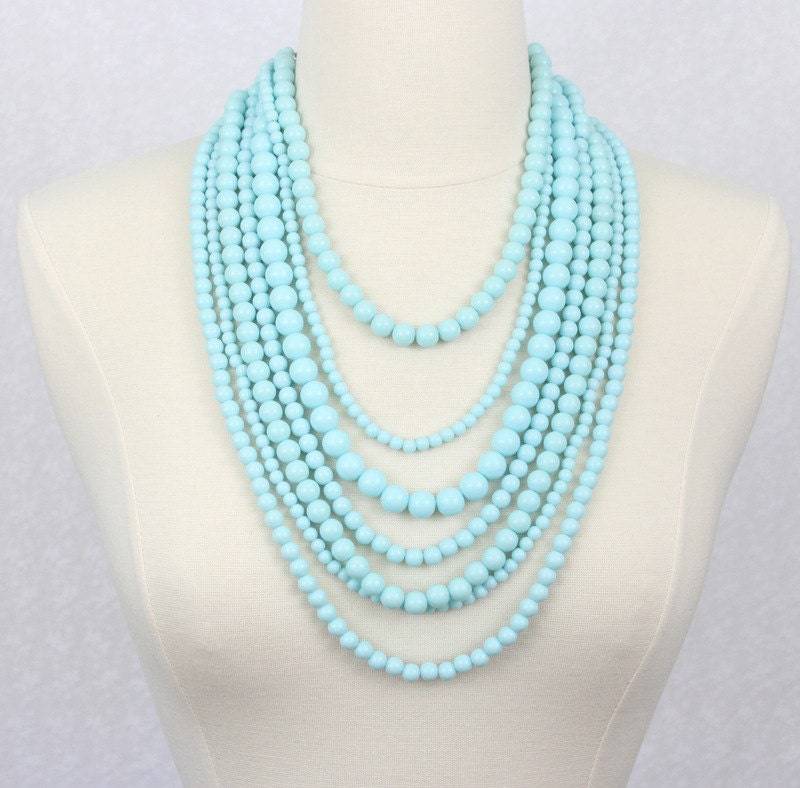 Multi Strang Perlenkette Pastellblaue Harzperlen von PearlsandBeyond