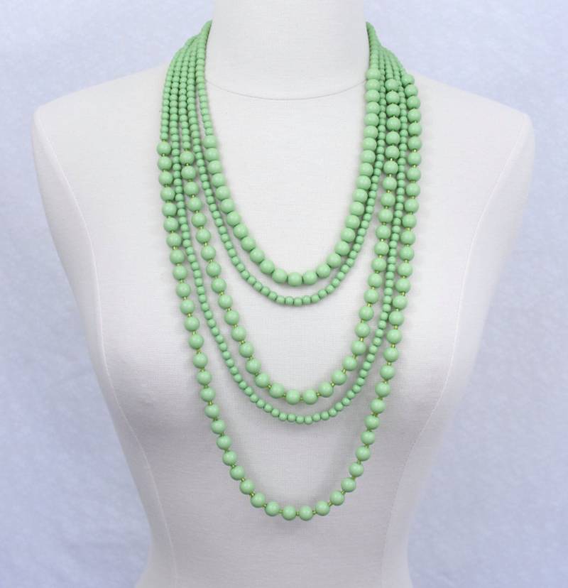 Multi Strang Statement Halskette von PearlsandBeyond