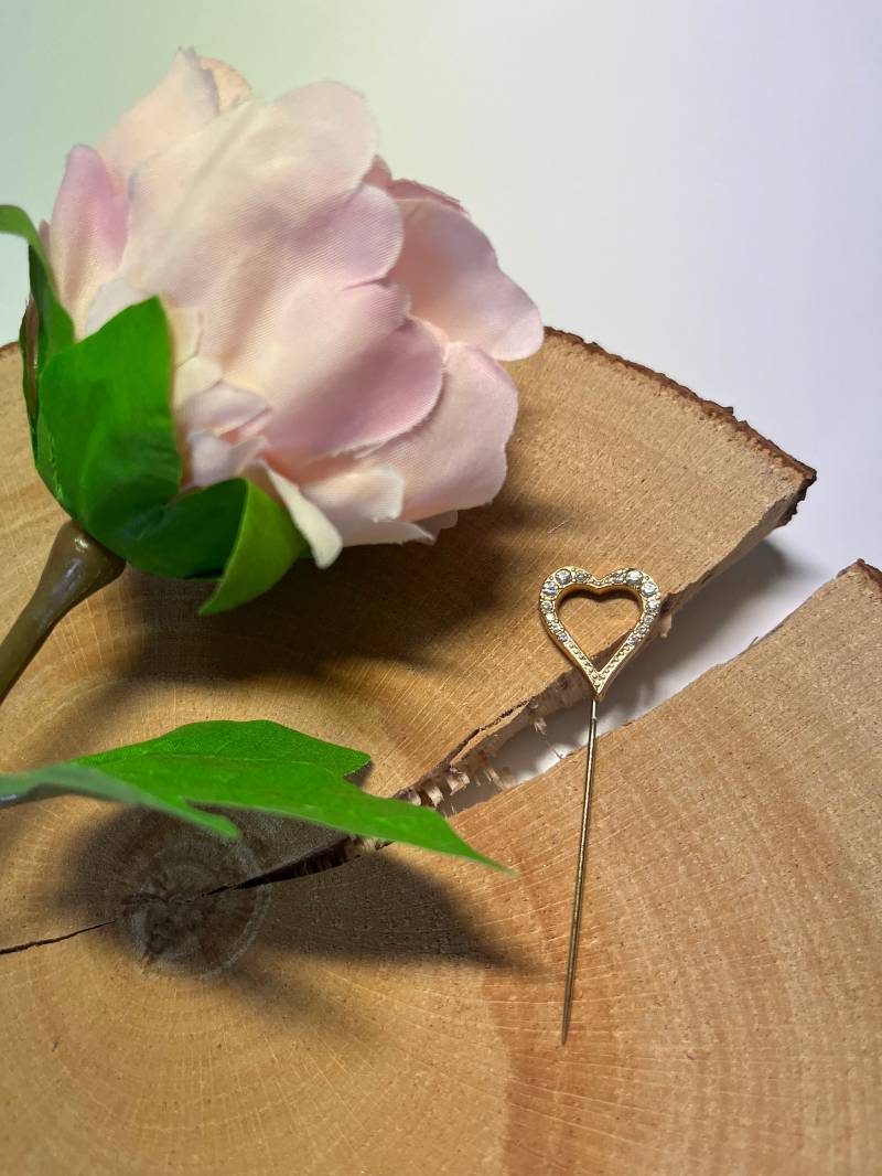 Chr. Dior, Signiert, Herz, Anstecknadel, Designerschmuck von Pearlsantik