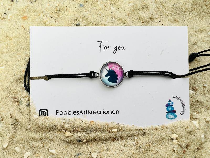 Handgemachtes Armband Einhorn - Makramee Kinder Freundschaftsband Pink Pilgerarmband von PebblesArtKreationen