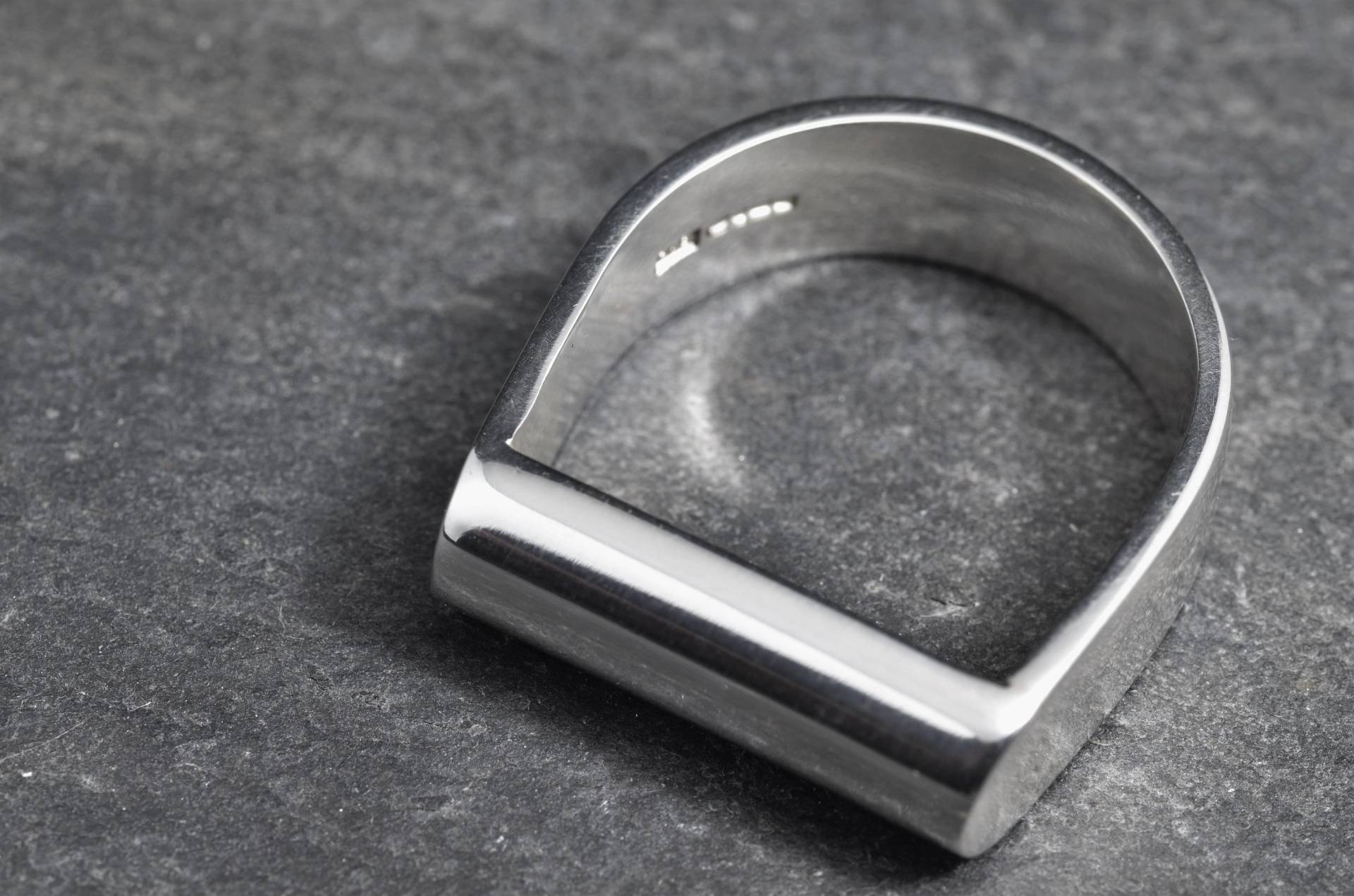Minimalist Sterling Silber Flache Top Ring | U-Förmiges Design von PedalSilver