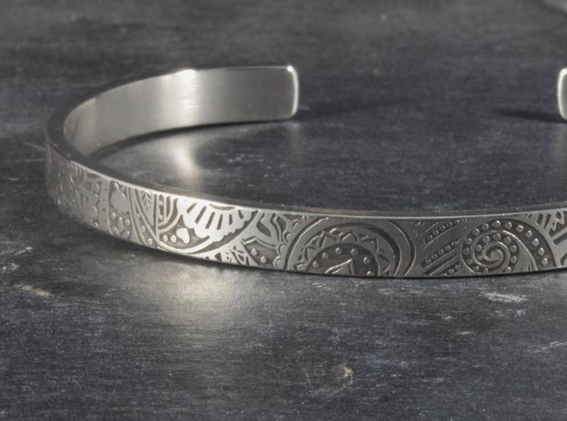 Paisley Sterling Silber Armreif | 20G 0.7Oz 6 Mm Breit | Personalisiertes Torque Armband Für Männer Und Frauen Paisley Sterling Silber Armreif | 20G 0.7Oz 6 Mm Breit | Personalisiertes Torque Armband Für Männer Und Frauen von PedalSilver