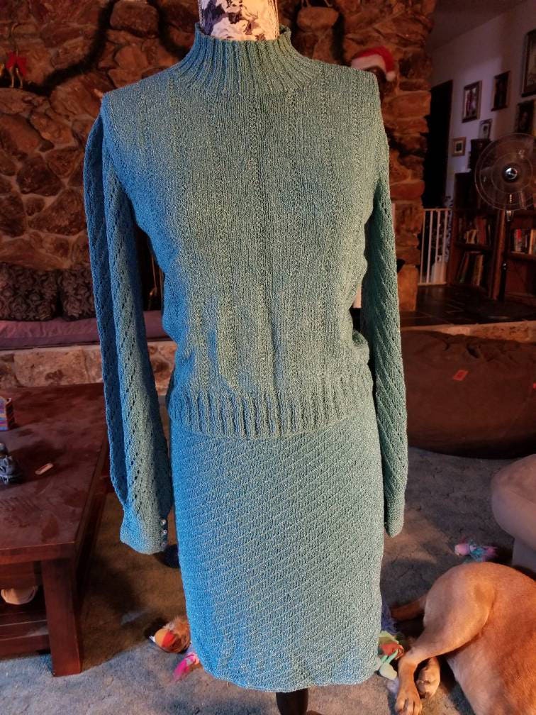 stahl Blau Rock Und Pullover Gesetzt von PeggeDesigns