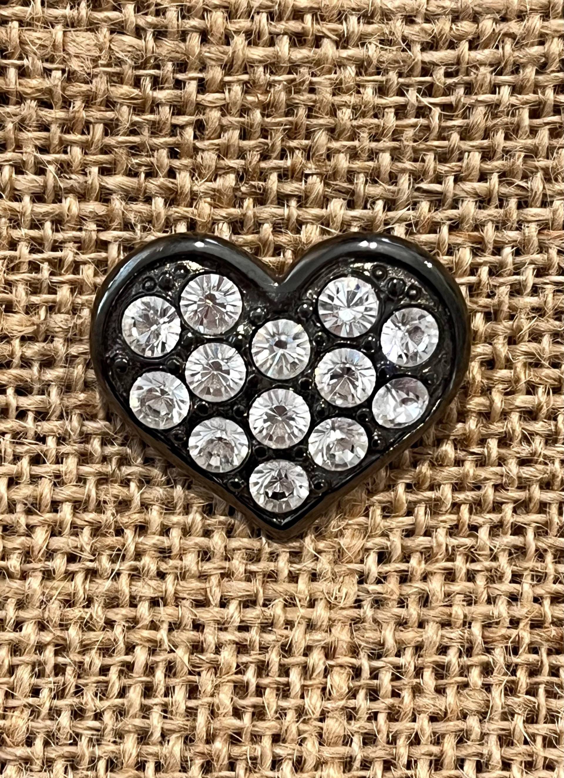 Diamanté' Herzförmige Brosche von PeggySueVintageRetro