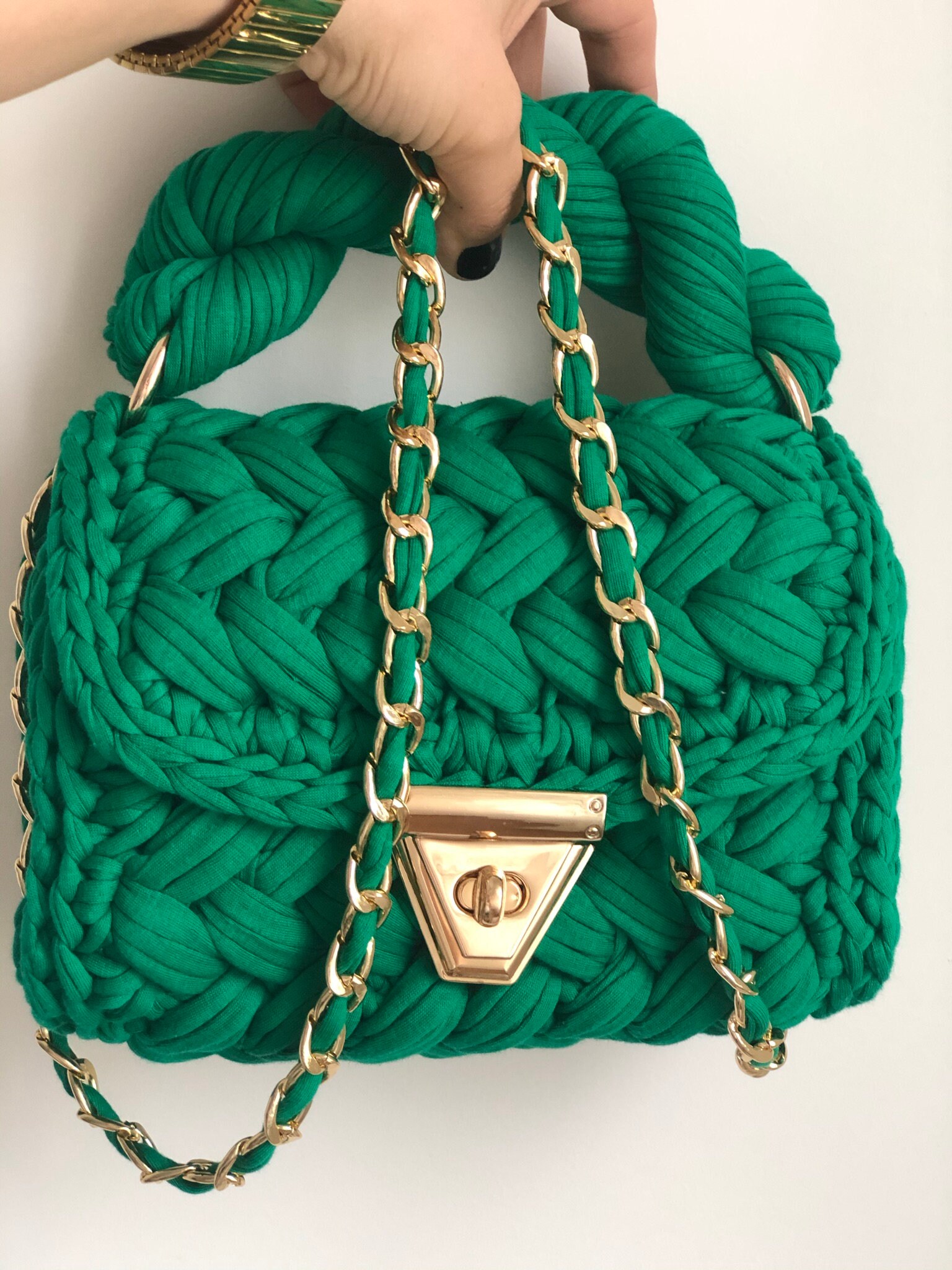 Handgemachte Gehäkelte Grüne Tasche Handgemachte Gehäkelte Grüne Tasche von PeinadoraBags