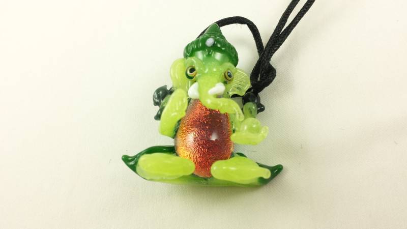 Ganesh | Grüner Slyme Körper - Glas Anhänger Halskette von PelicanTeddys