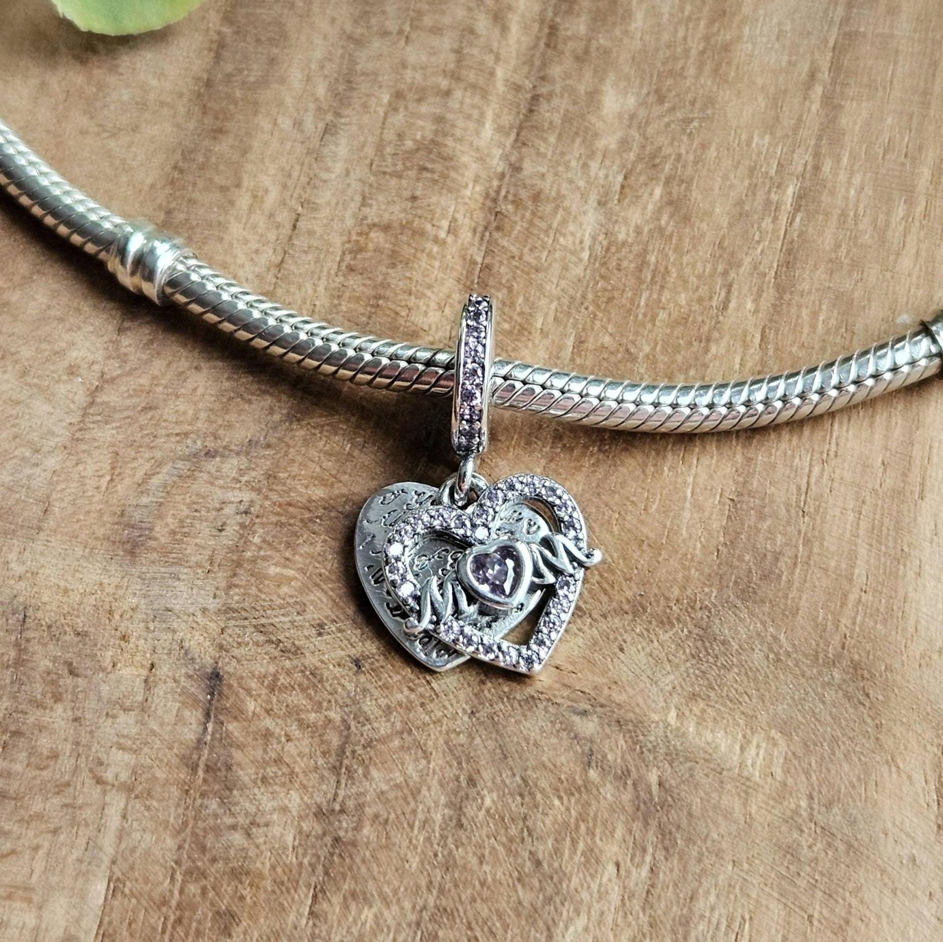 Customizable Silver Heart Charm, Personalized Letter Changeable Gem-Set Charm von PelitJewelry