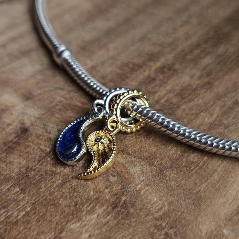 Dangle Charm, Waterdrop Sun & Moon Gold Blue Round Charm von PelitJewelry