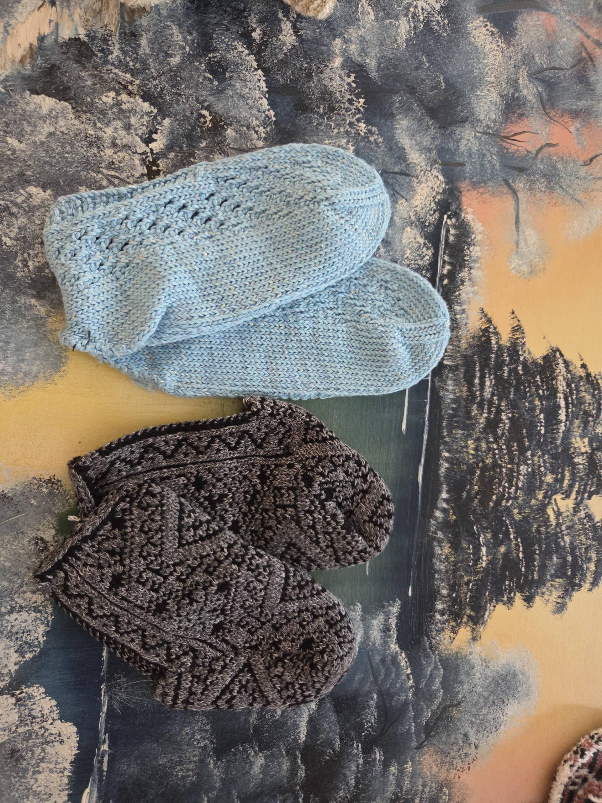 Handgefertigte Hausschuhe Knitted Slipers Wommens Slippers Wärme Und Komfort Für Zuhause 38-39 Nr Gemütliche 2 Stück Handgefertigte Hausschuhe Knitted Slipers Wommens Slippers Wärme Und Komfort Für Zuhause 38-39 Nr Gemütliche 2 Stück von Pella23