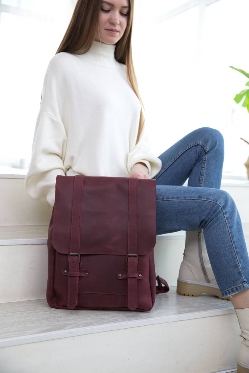 Großer Lederrucksack, Personalisierte Ledertasche, Bordeauxfarbener Bordeauxfarbene Einzigartiges Weihnachtsgeschenk Für Frauen von PelletteriaGoods