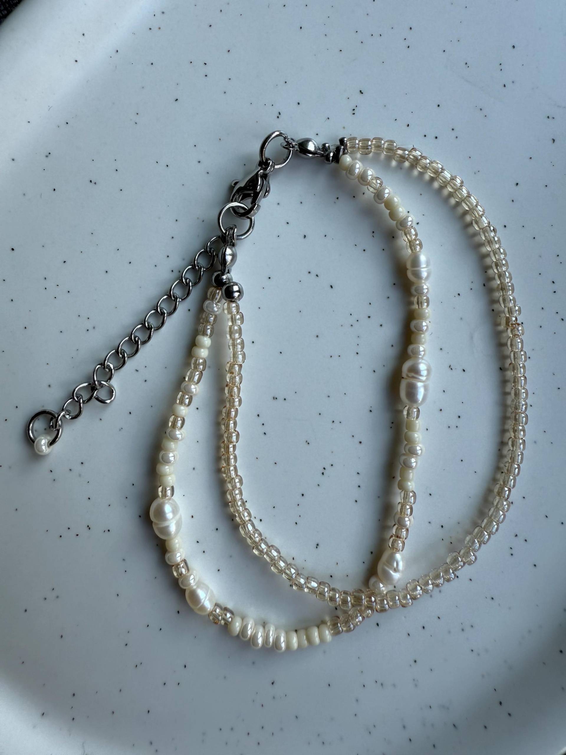 Armband "Willow" Mit Süßwasserperlen | Länge Wählbar + 4 cm Verlängerung Pellysue Armband "Willow" Mit Süßwasserperlen | Länge Wählbar + 4 cm Verlängerung Pellysue von PellySue