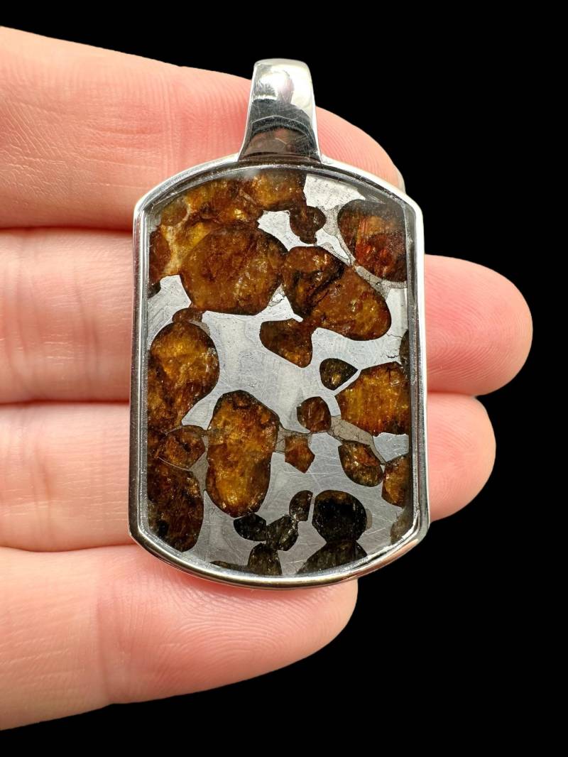 Meteorit Als Anhänger von PeltramMinerals