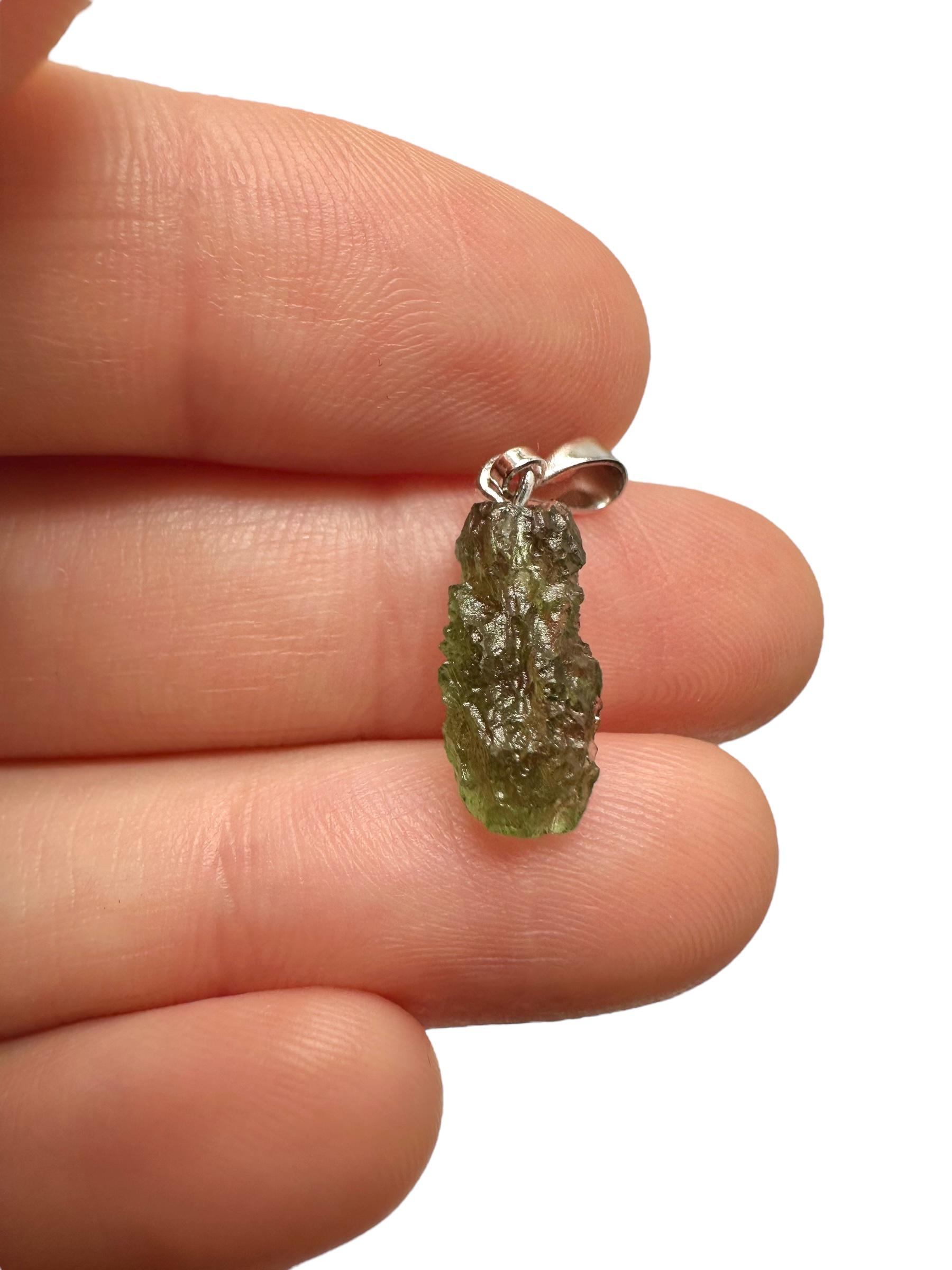 Moldavit Anhänger 0, 7G von PeltramMinerals