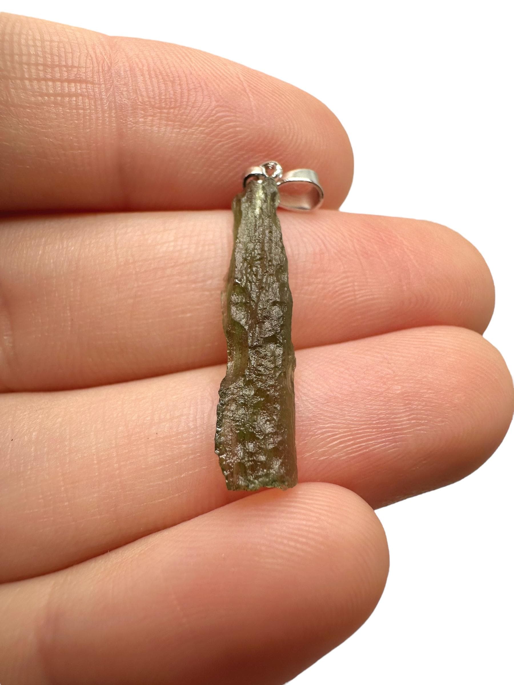 Moldavit Anhänger 0, 8G von PeltramMinerals