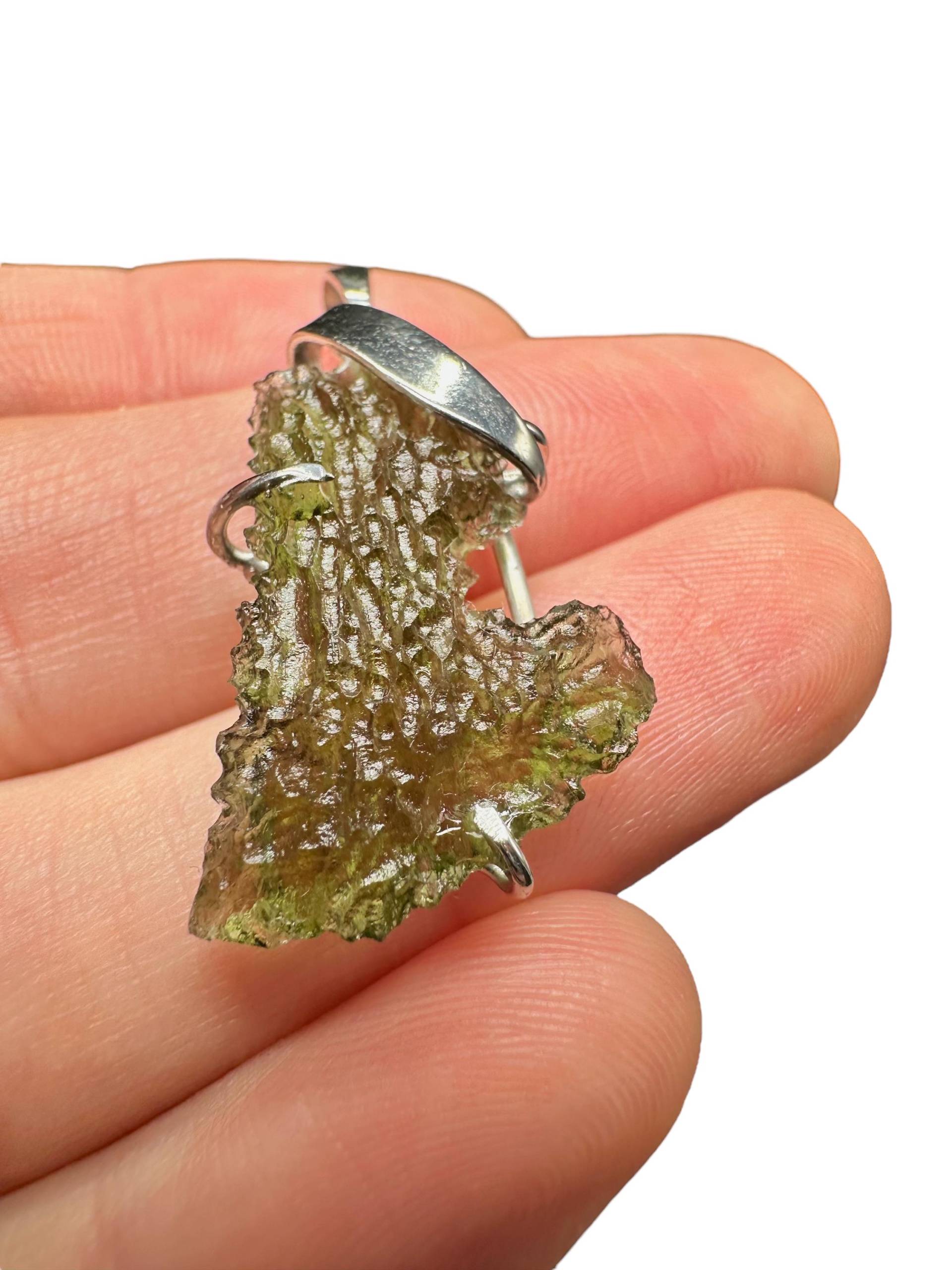 Silber Moldavit Anhänger 2, 4G Von Maly Chlum Silber Moldavit Anhänger 2, 4G Von Maly Chlum von PeltramMinerals
