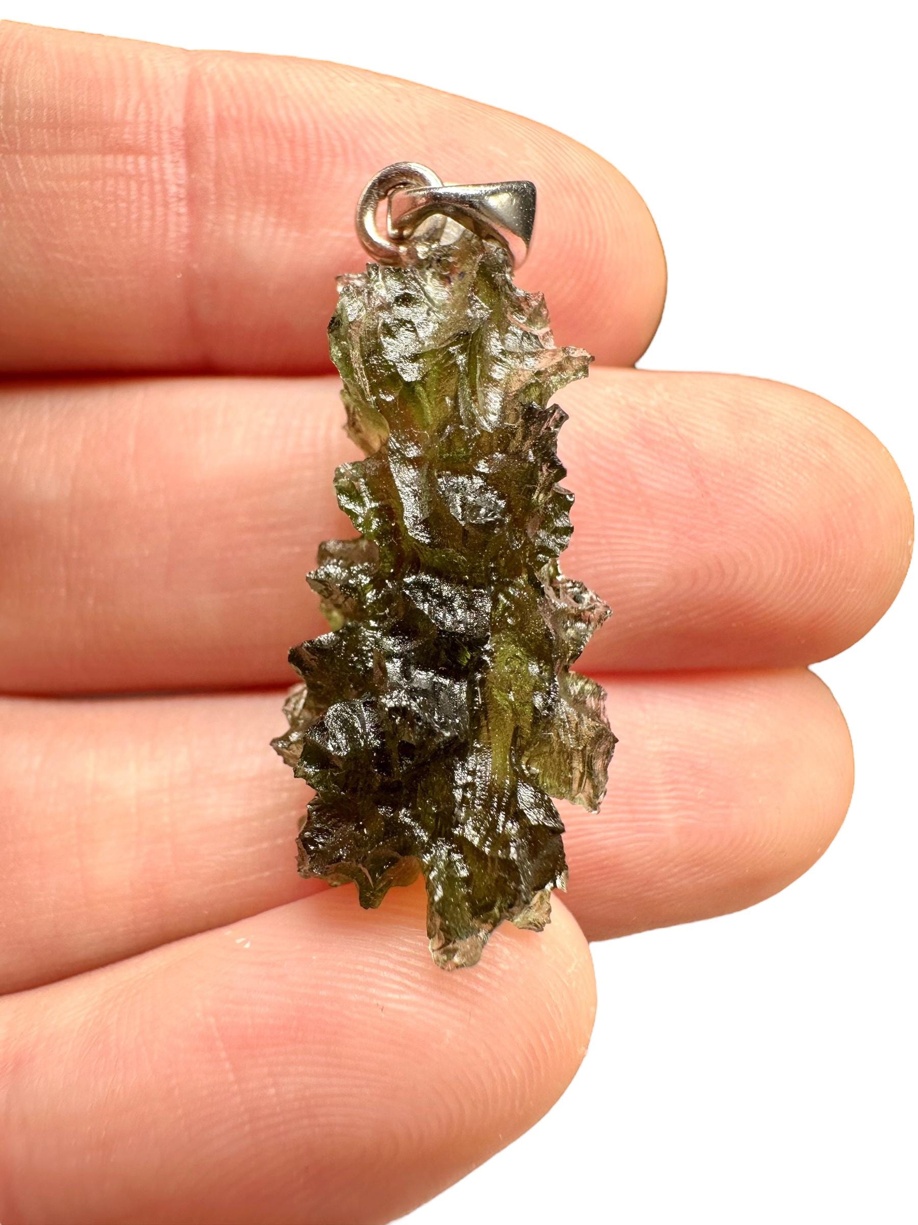 Silber Moldavit Anhänger 3, 3G Von Jezkovna von PeltramMinerals