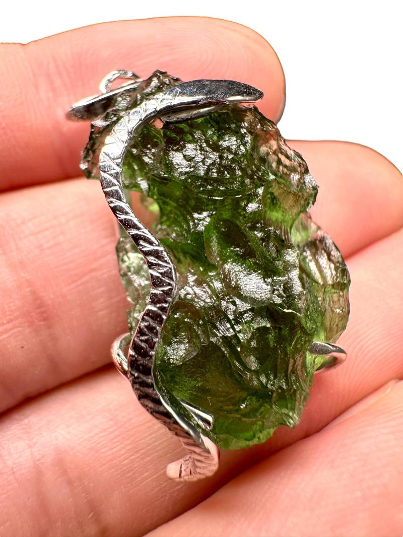 Silber Moldavit Anhänger von PeltramMinerals