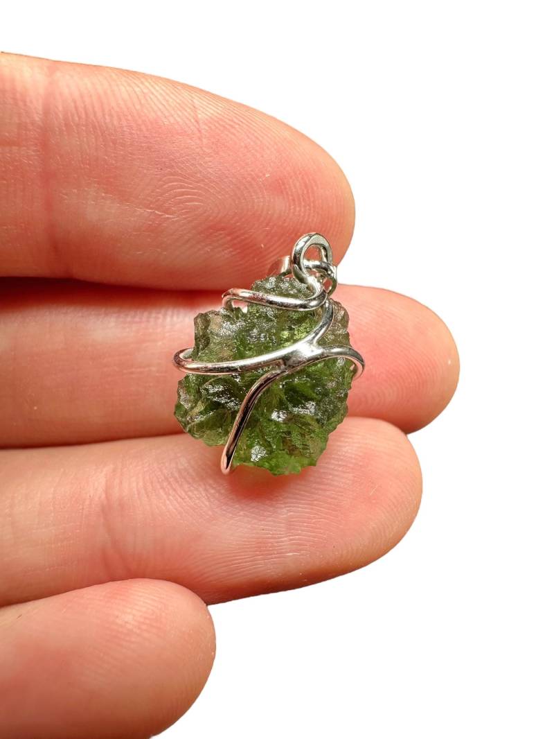 Silber Moldavit Anhänger von PeltramMinerals