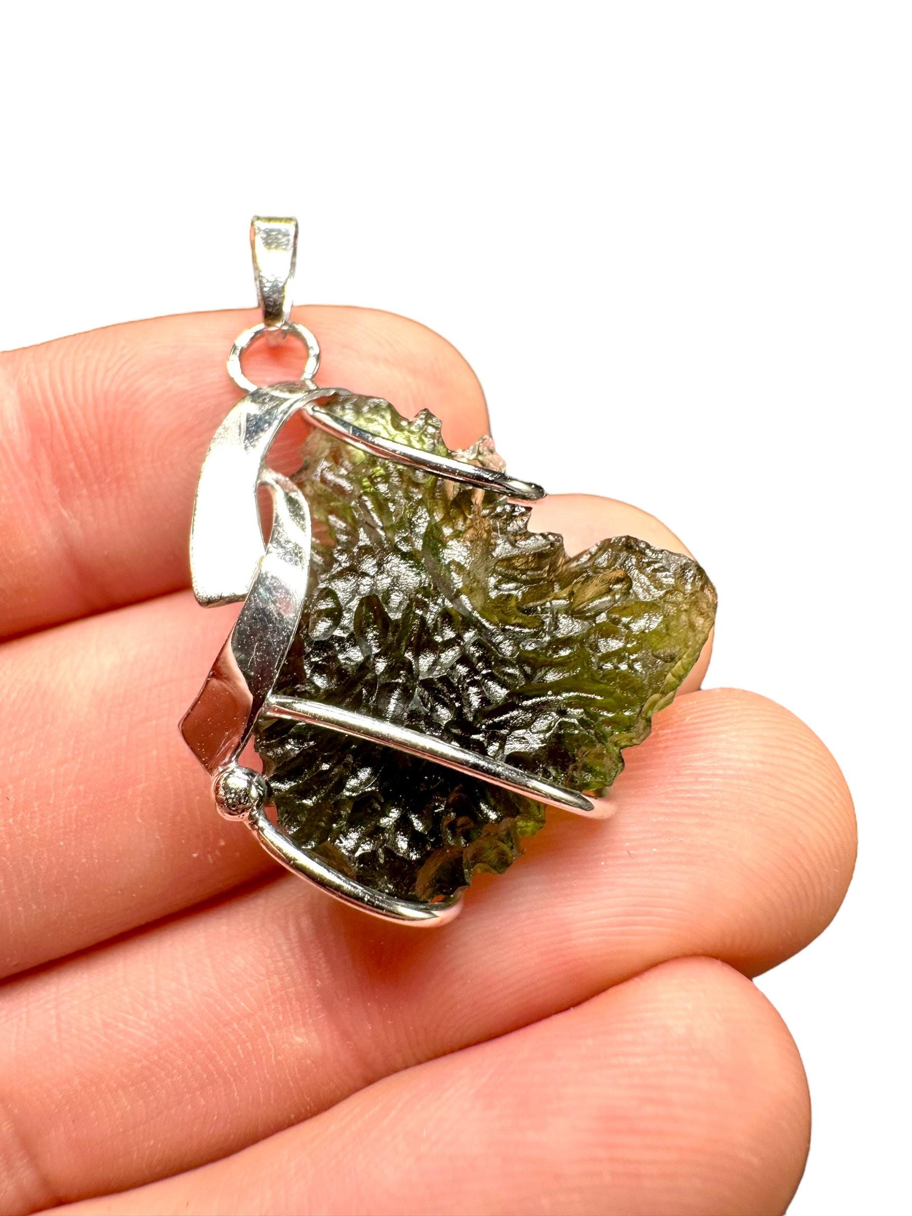 Silber Moldavit Anhänger von PeltramMinerals