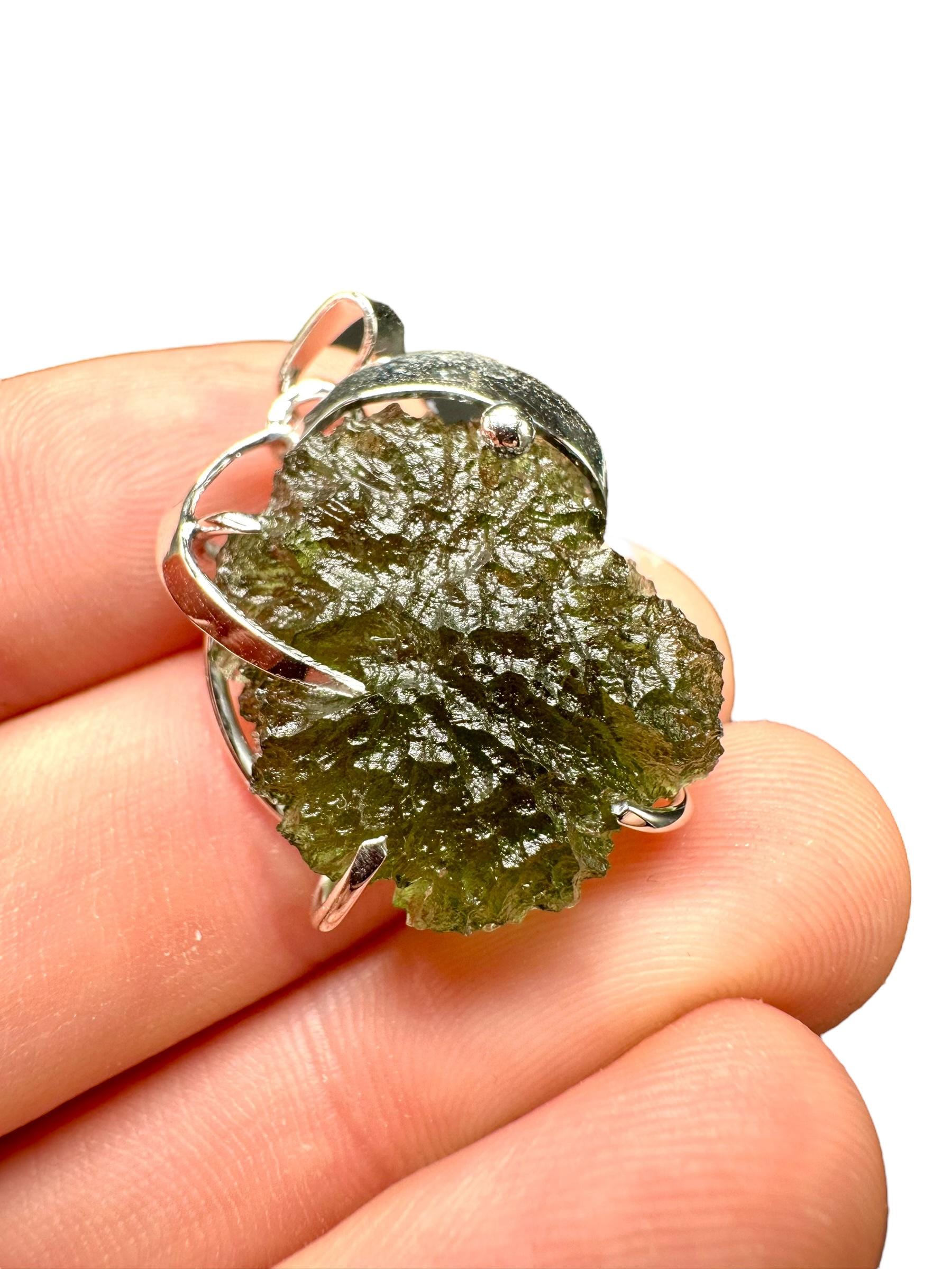 Silber Moldavit Anhänger von PeltramMinerals
