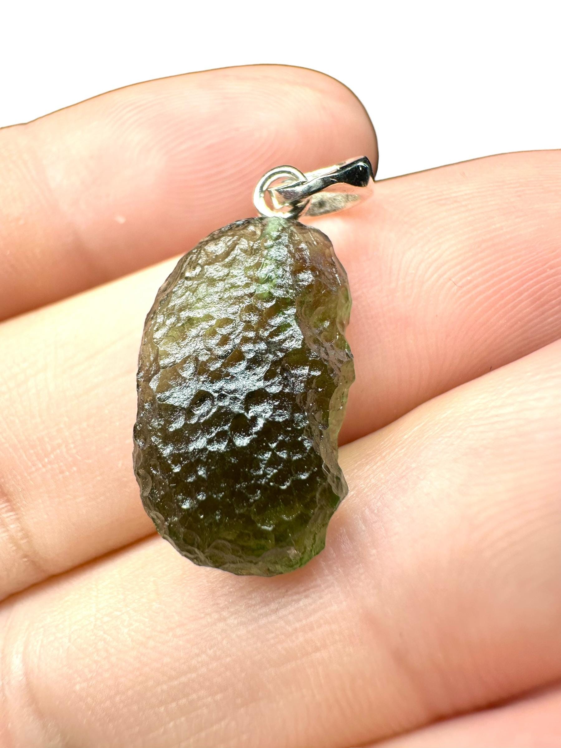 Silber Moldavit Anhänger von PeltramMinerals
