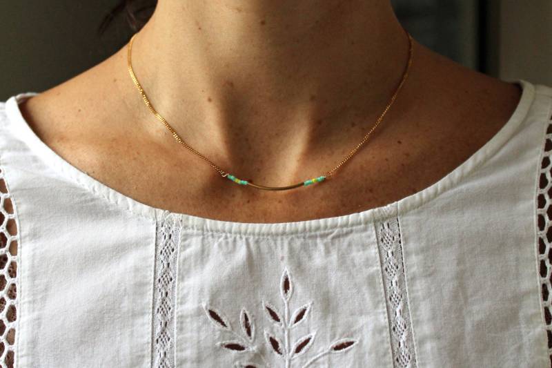 Ras Um Hals Platte Gold & Steingärten Miyuki "Ava" Pemberley Schmuck Halsband/Ras Vergoldete Halskette von Pemberleybijoux