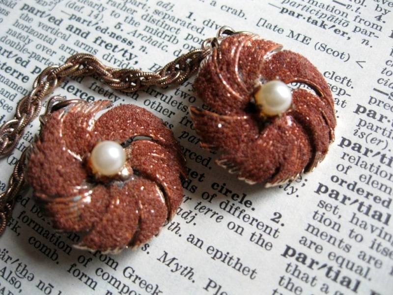 Vintage Kupfer Glitter Pullover Clips von PenelopesHopeChest