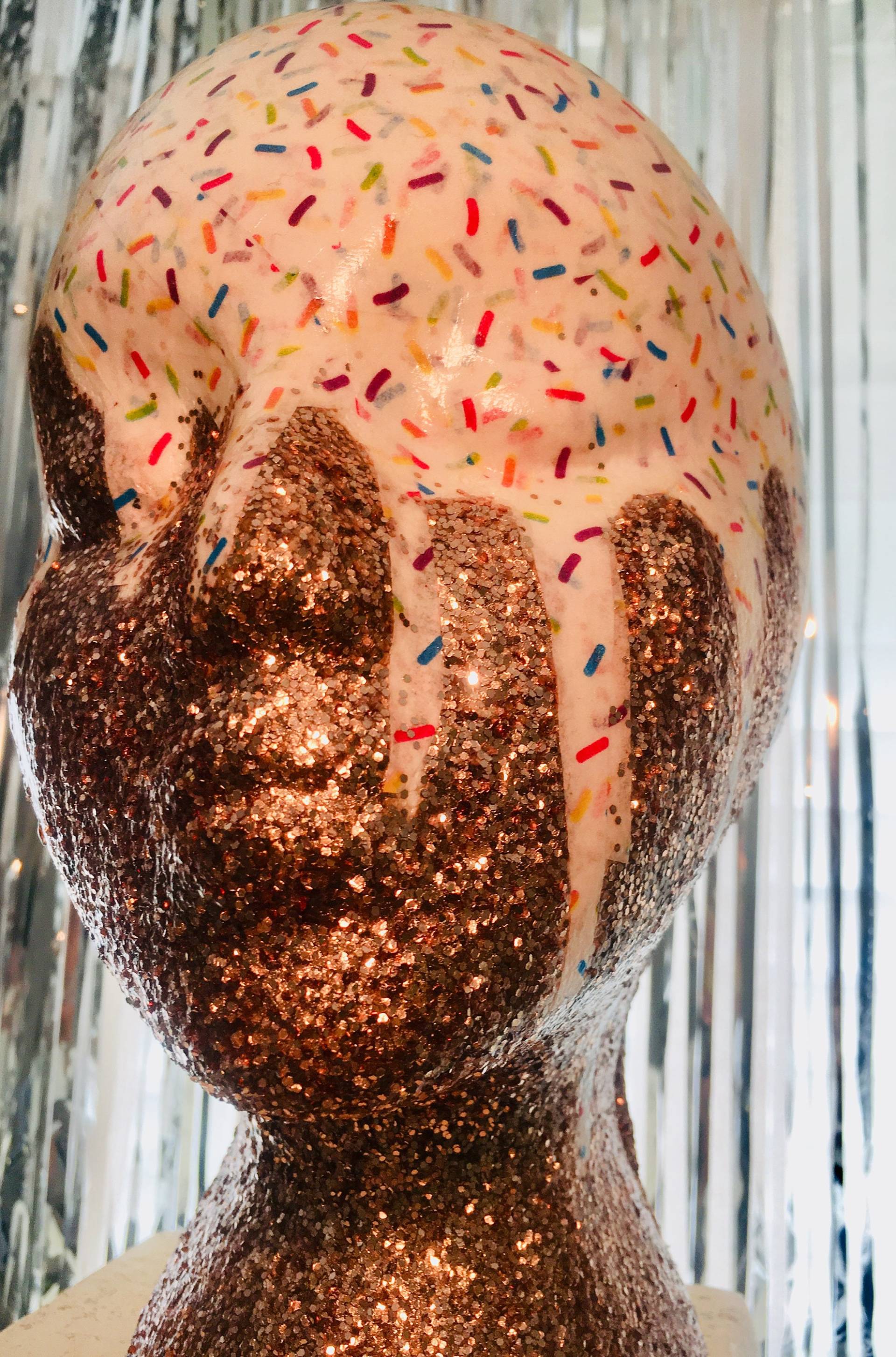 Sprinkle Design Decoupage W/Champagner Glitter Mannequin Kopf Display Leicht Und Tragbare Glam von PennyCandyLLC
