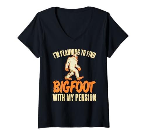Damen Bigfoot Jagd Als Rentner Mit Meiner Rente T-Shirt mit V-Ausschnitt Damen Bigfoot Jagd Als Rentner Mit Meiner Rente T-Shirt mit V-Ausschnitt von Pensionierter Witz Für Kryptozoologen