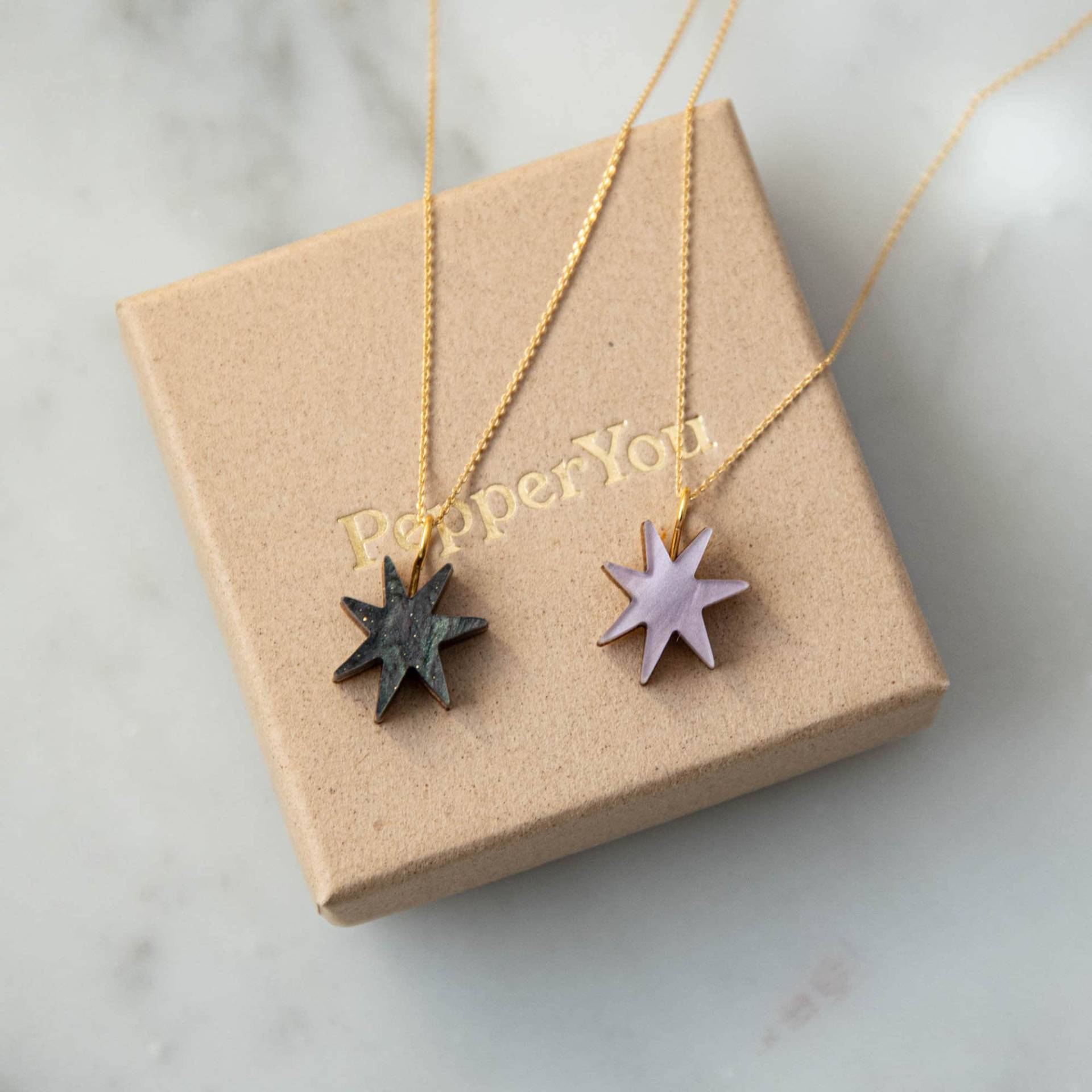 Handgefertigte Stern Anhänger Kette Vergoldetes Sterling Silber, Rauch Schwarz Glitzern Handgefertigte Stern Anhänger Kette Vergoldetes Sterling Silber, Rauch Schwarz Glitzern von PepperYouStudio