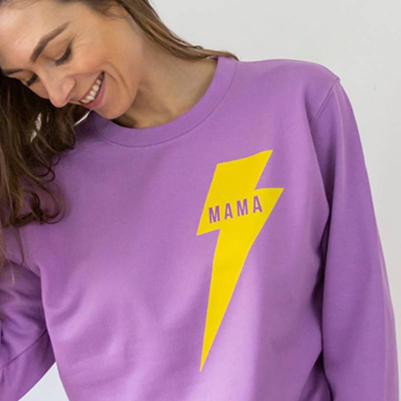 Frauen Mama Lightning Bolt Print Flieder Lila Sweatshirt von PercyandNellStore
