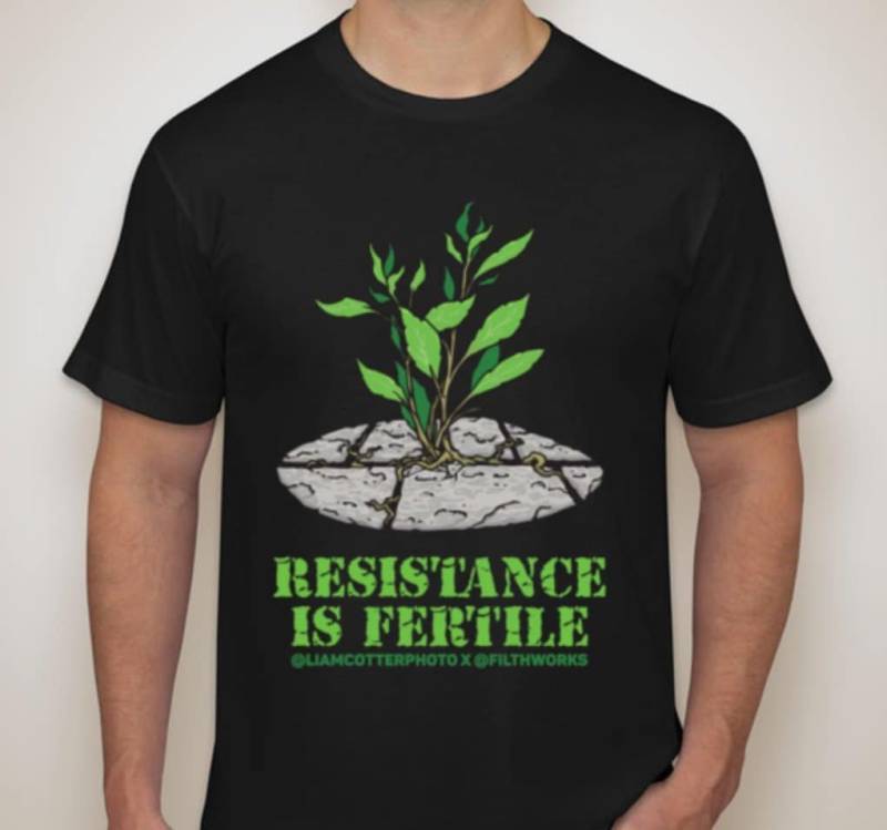 Widerstand Ist Fruchtbar T-Shirt von PeregrineOutfitters