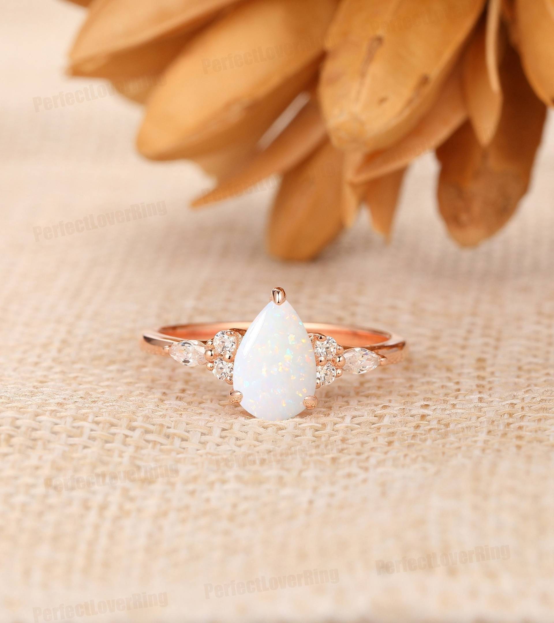 Natürlicher Edelstein Ring/6x8mm Birnenform Natürlicher Weißer Opal Verlobungsring Jahrestagsgeschenk Für Frauen Cluster Ehering Rose Gold von PerfectLoverRing