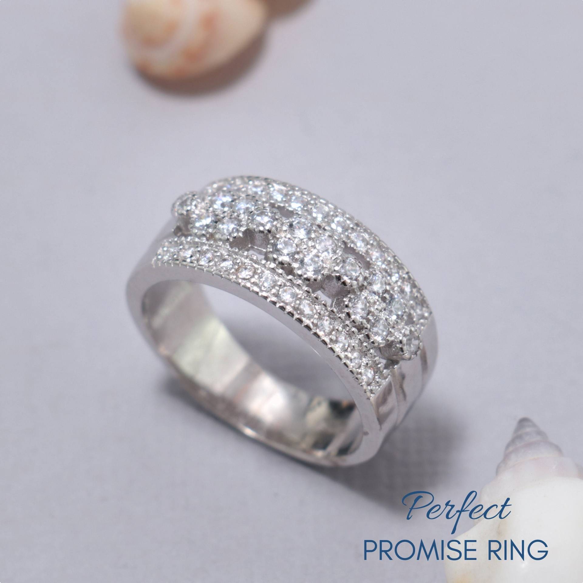 Breites Band Cz Diamant Jahrestagsring, Platiniertes Sterlingsilber Ehering Für Frauen, Cz-Damenring | Perfekte Versprechen Ring von PerfectPromiseRing