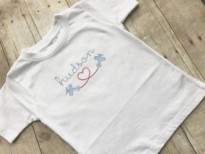 Personalisierte Valentinstag Jungen Shirt - Monogrammiert Flugzeug Herz von PerfectlyPlayfulShop