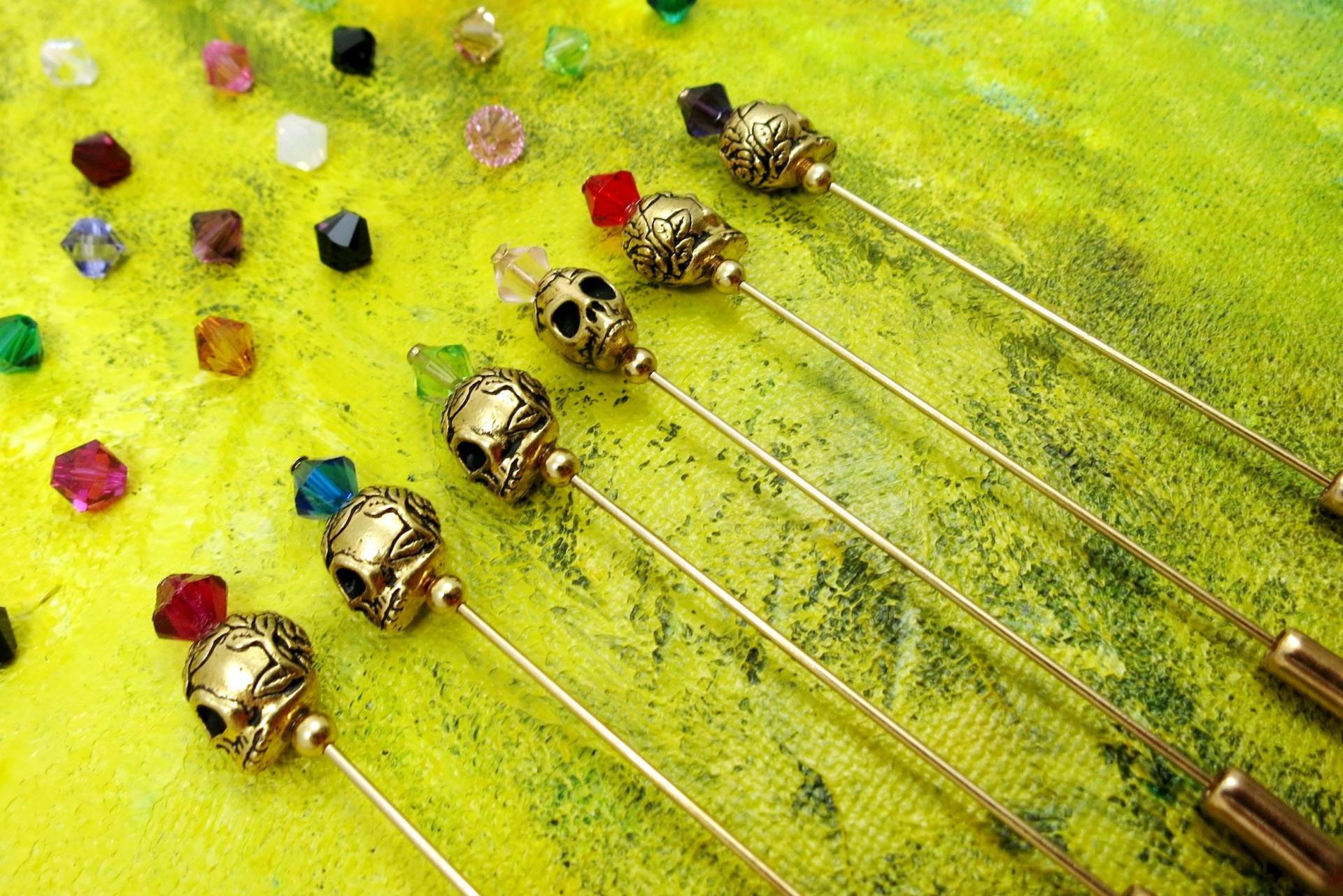 Gold Totenkopf & Rose Stick Pin Gothic Swarovski Kristall Krawattennadel von PerfidiousJewellery