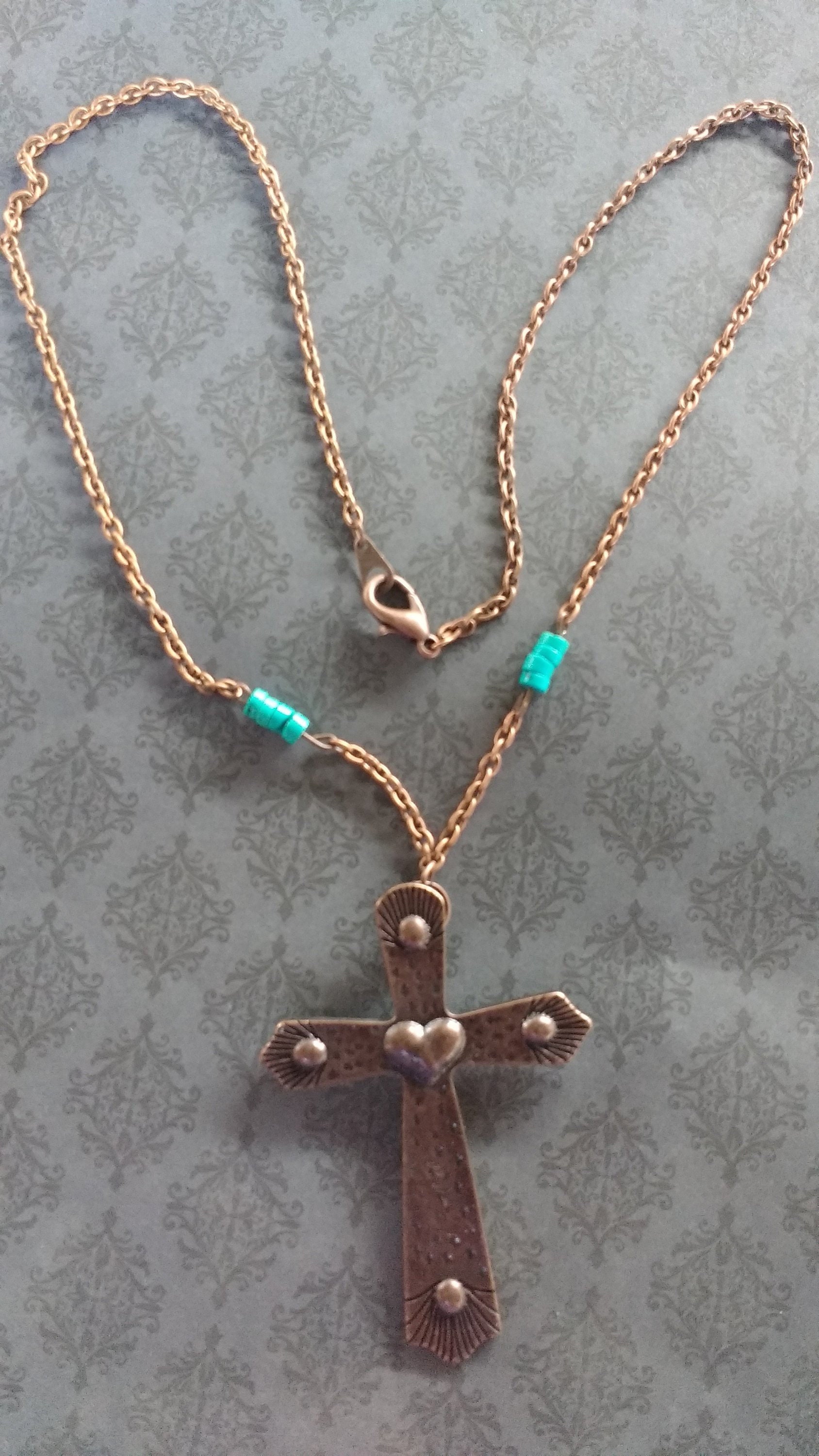 Kupfer Kreuz Kette Türkis Perlen Herz Anhänger von PerfyctlyImperfect