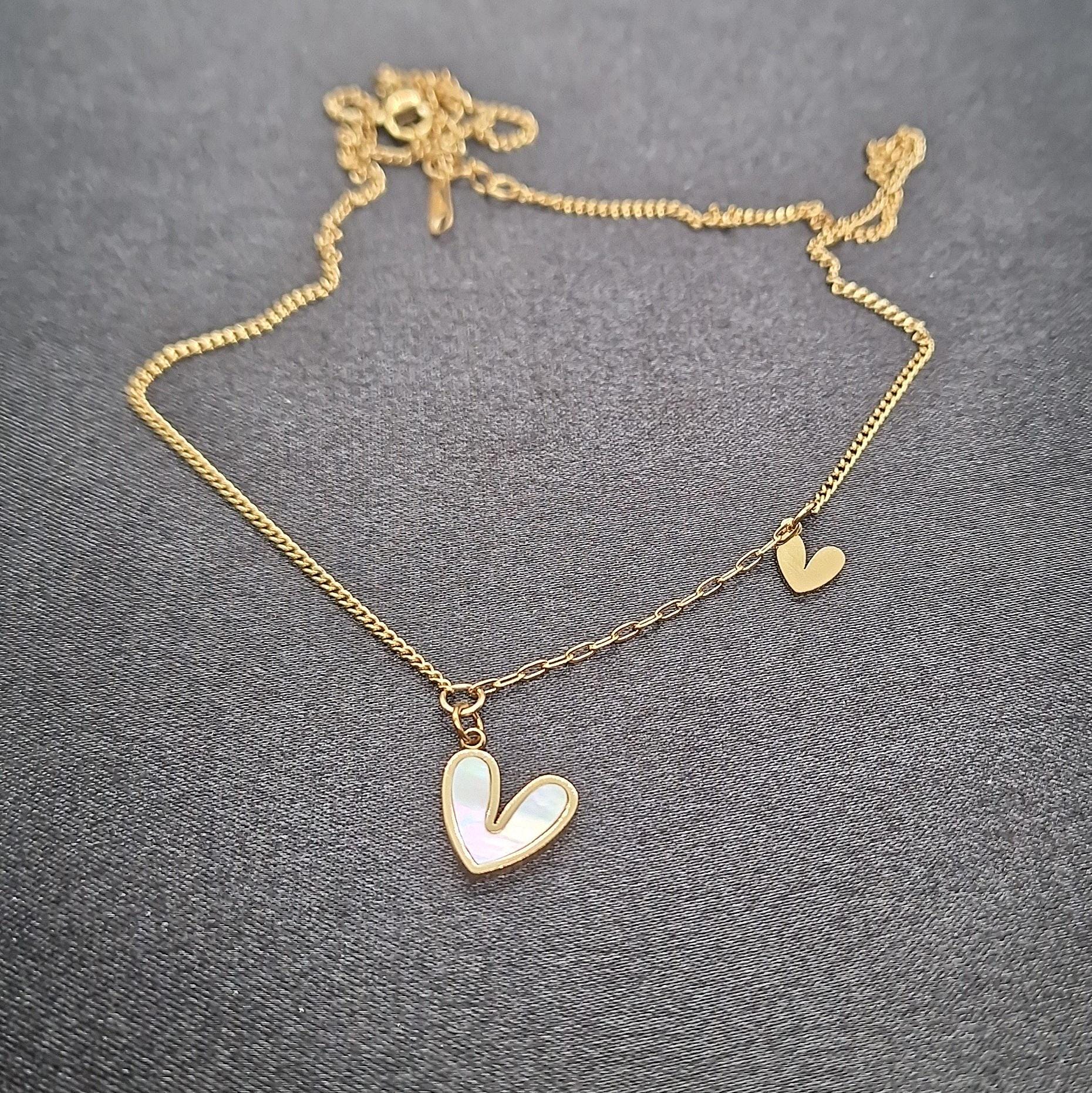 Herz-Halskette Mit Perlmutt, Gold, Edelstahl, Halskette Zwei Herz-Anhängern, Herzkette, Schmuck Frau, Halskette, Liebe, Partner Herz-Halskette Mit Perlmutt, Gold, Edelstahl, Halskette Zwei Herz-Anhängern, Herzkette, Schmuck Frau, Halskette, Liebe, Partner von PericeShop