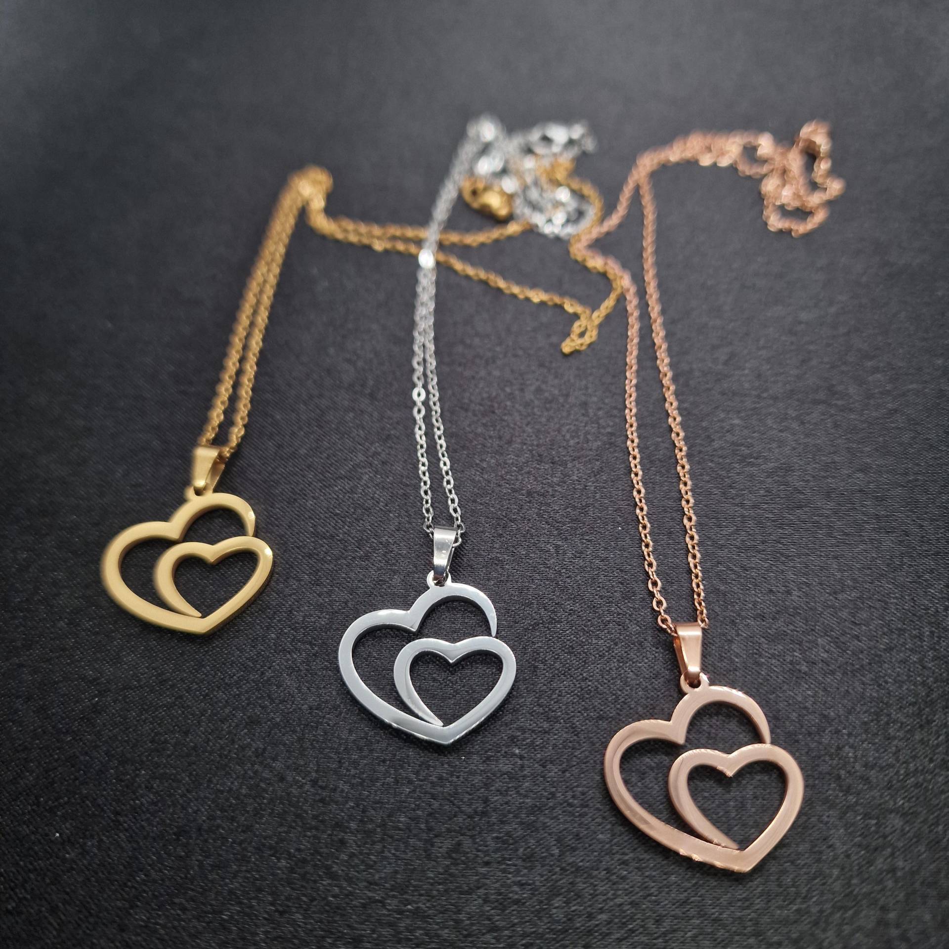 Herzkette - Silber/Gold/Roségold Edelstahl Herzkette - Silber/Gold/Roségold Edelstahl von PericeShop